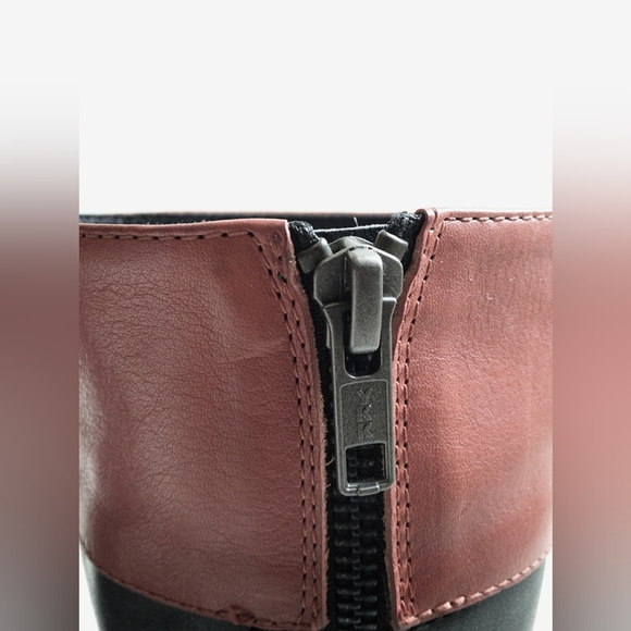 Ann Demeulemeester black slit wedge boots - Picture 7 of 9